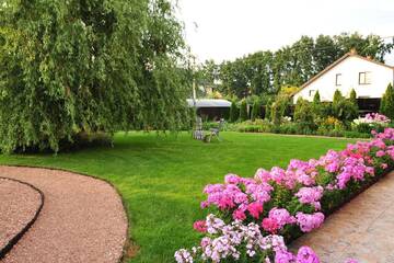 Фото номера Вилла Делюкс Виллы Villa de Jardin г. Петровское 28